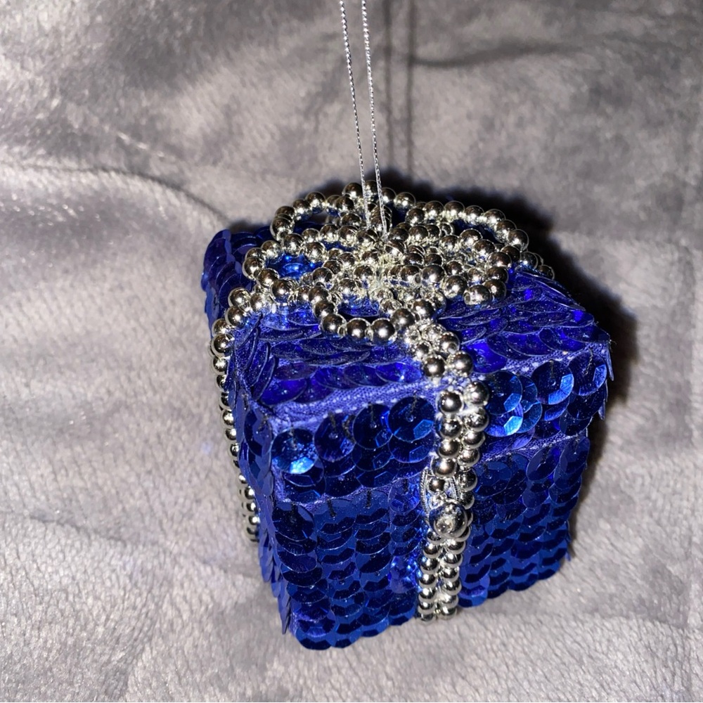 Blue Sequin Jewelry Ring Gift Box / Christmas ornament with Silver Beads